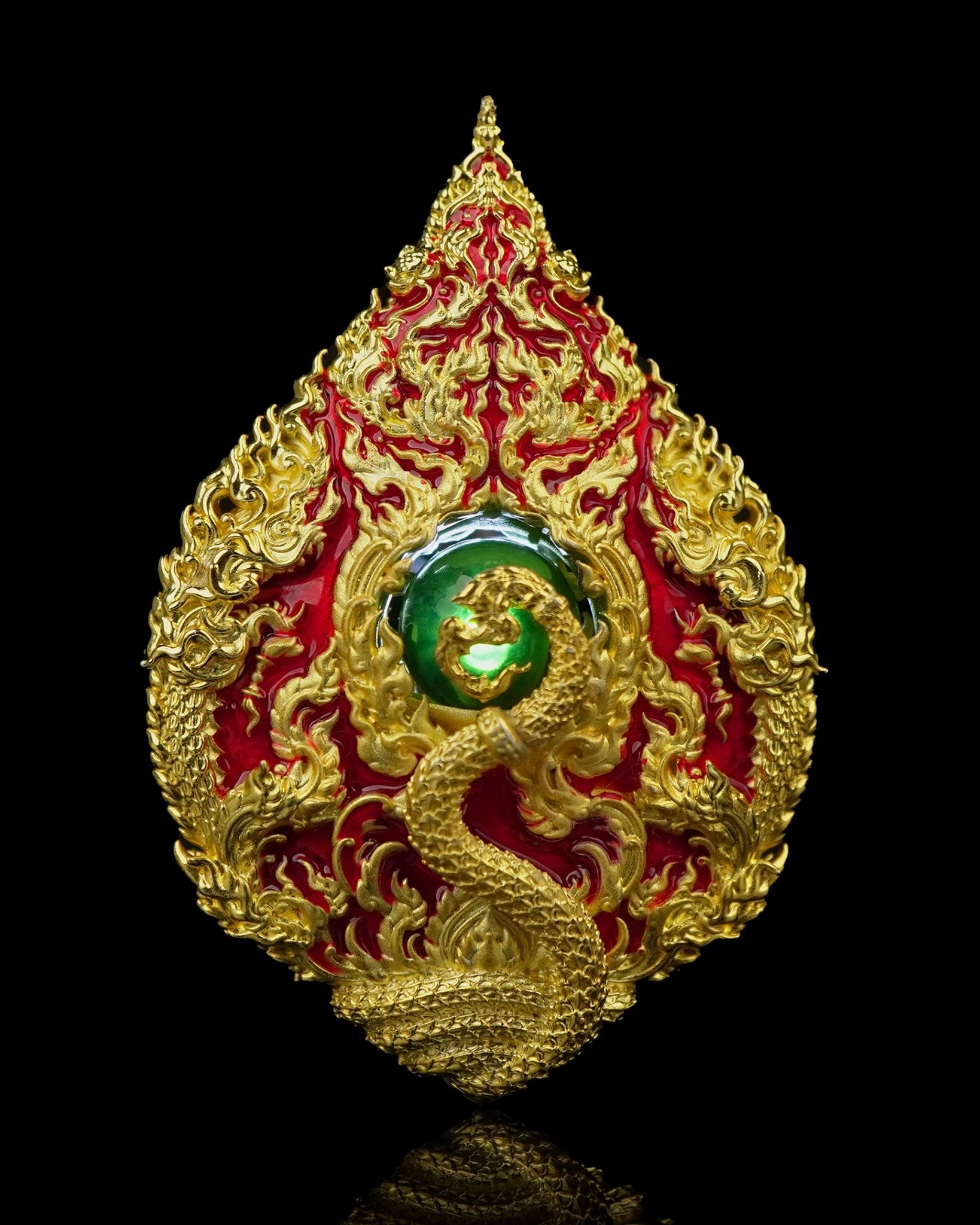 เหรียญมณีนาคราชแก้วบุญฤทธิ์ รหัส8 เนื้อบรอนซ์ชุบทอง ลงยาแดง