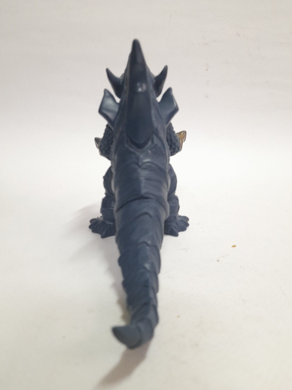 ซอฟ 5-5.5 นิ้ว สัตว์ประหลาดกอร์ จากอุลตร้าแมนไดน่า มือสอง สภาพดี มีรอยบ้าง มีปั๊มใต้เท้า