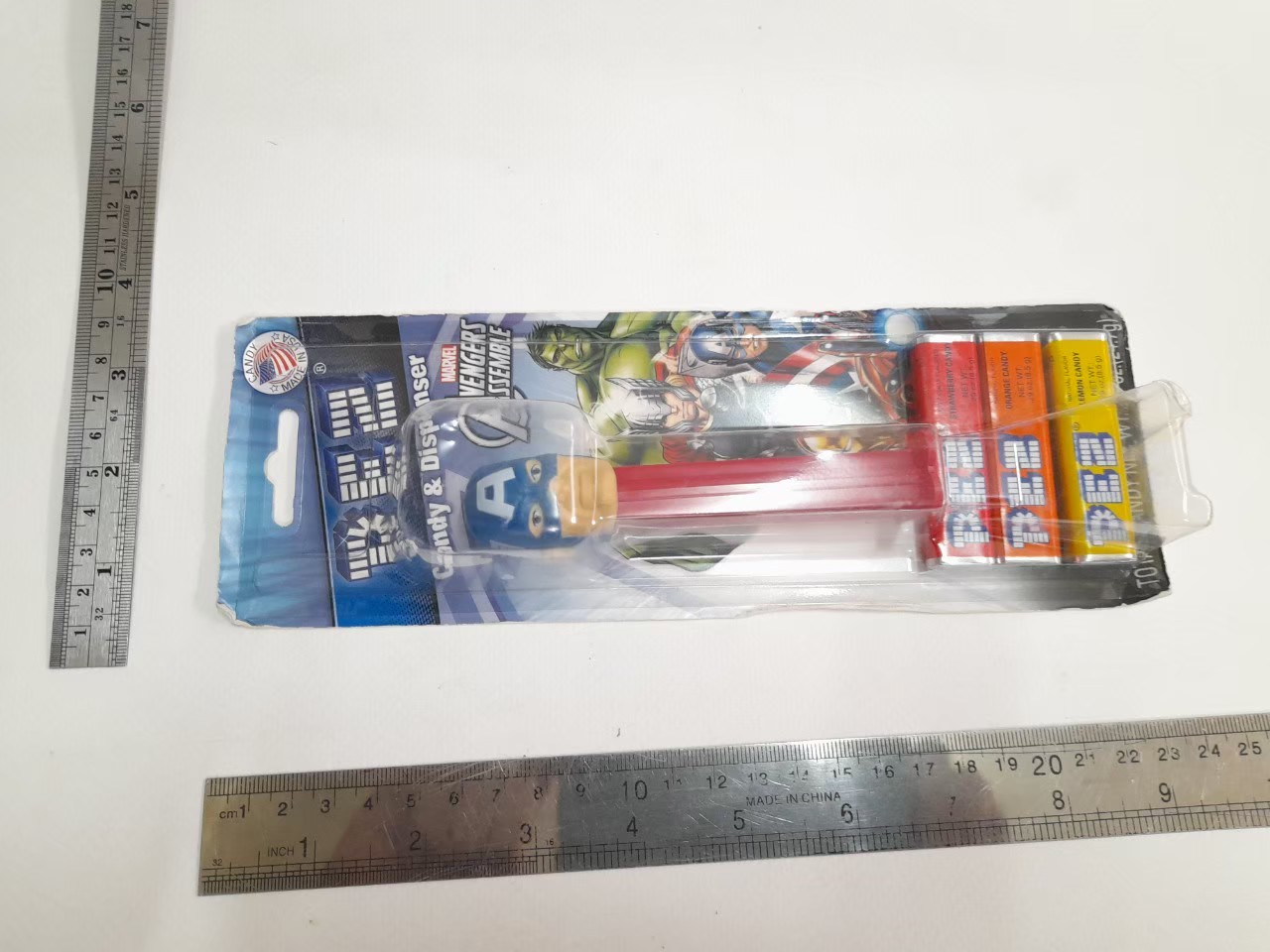 มีหลายภาพ, สำหรับสะสมเท่านั้น ขนมเพซPez หัวกัปตันอเมริกา ,เก่าเก็บ แพ็คมีตำหนิ