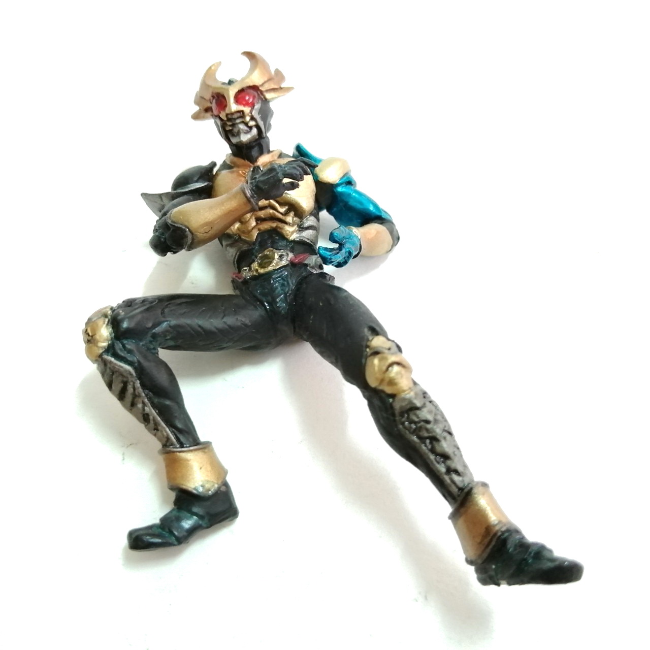 ของเล่น ของสะสม SIC shogon rider agito เอสไอซี โชกอน ไรเดอร์อากิโตะ ตัวนี้ขาดฐานและอาวุธ แต่สภาพดี สูง 10 ซม.