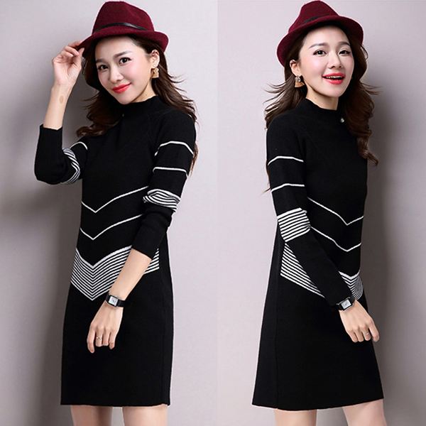 เดรสคอปีน ผ่าซิปแต่งมุก ผ้าไหมพรมวูลหนานุ่มถักลายสวย (12168B)