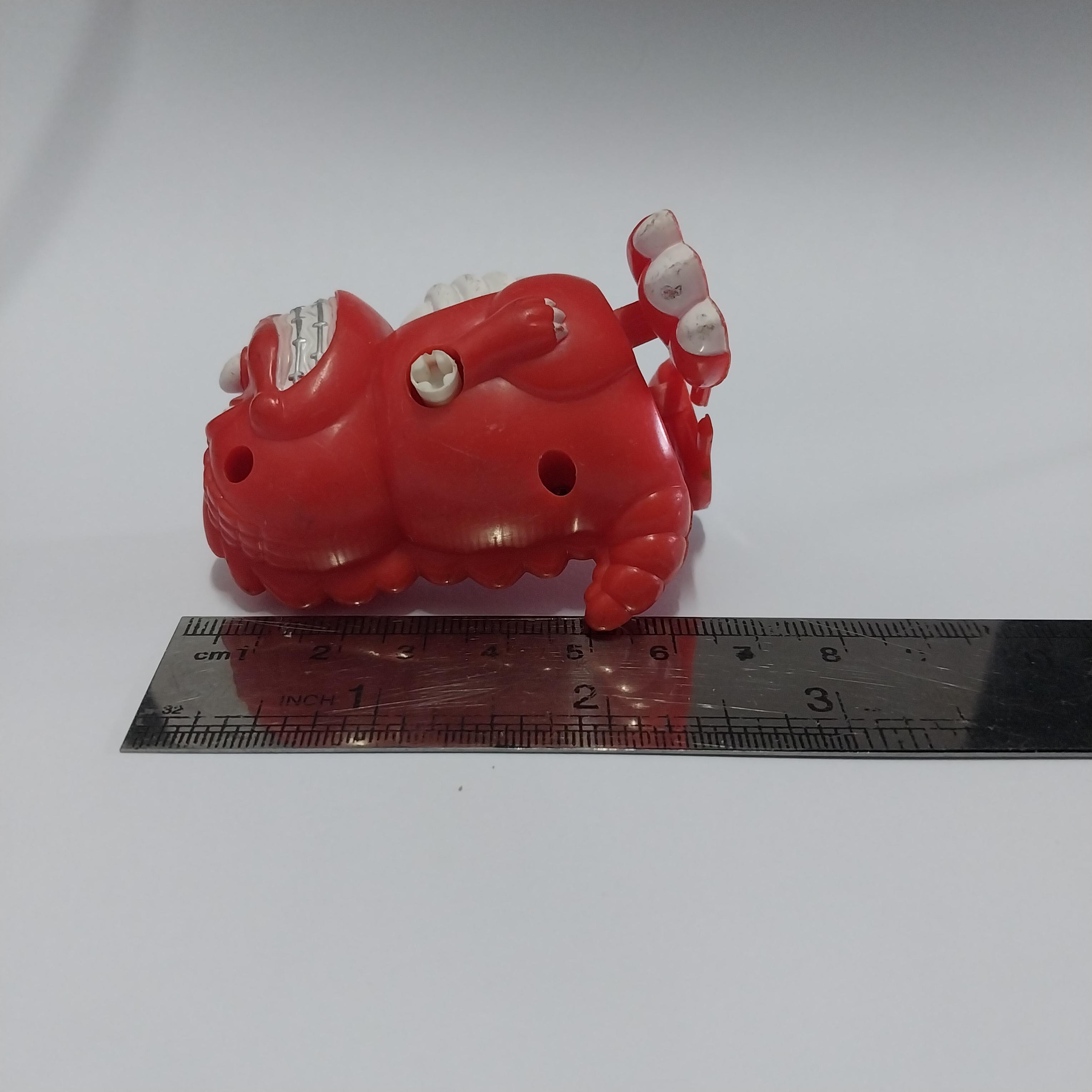 มีหลายภาพ ตุ๊กตา ก๊อตจิจัดฟันไขลาน งานเก่าพรีเมี่ยมแถมจากปั๊มน้ำมัน งานไทย ขนาดตามรูป มือสองสภาพดีมีรอยบ้าง ***ลานใช้ไม่ได้แล้ว ขายตามสภาพส