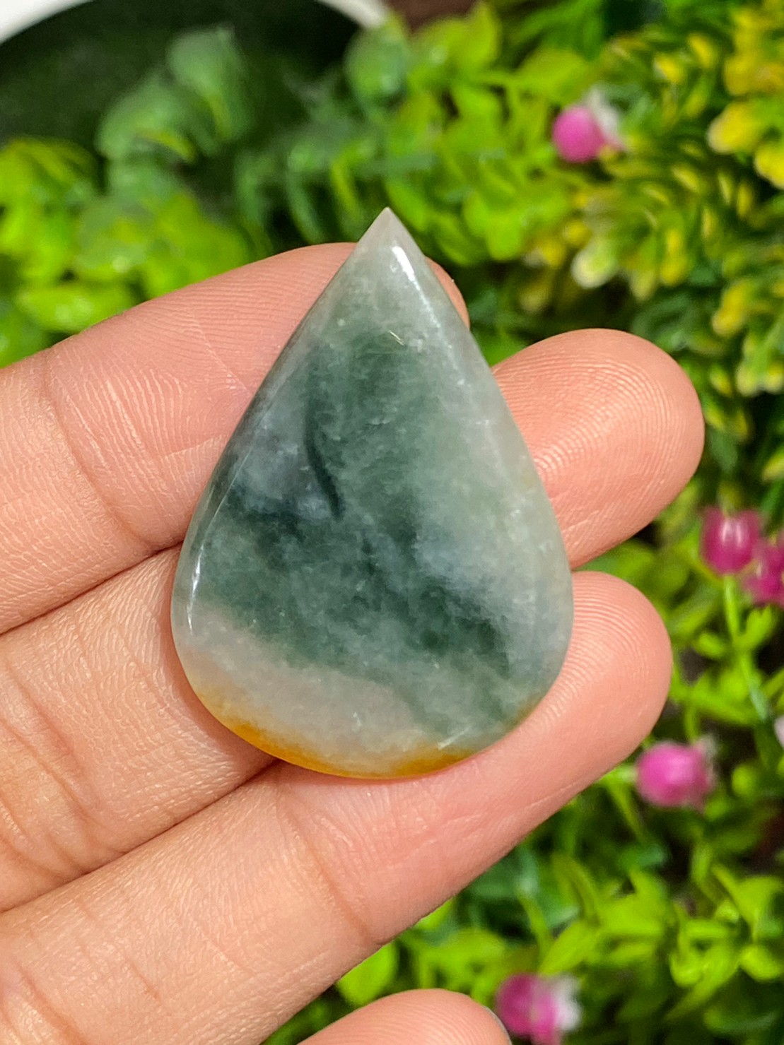 หยกพม่าเจียรนัย (Burmese jade ) 36.51 กะรัต หยกพม่า (jadeite)