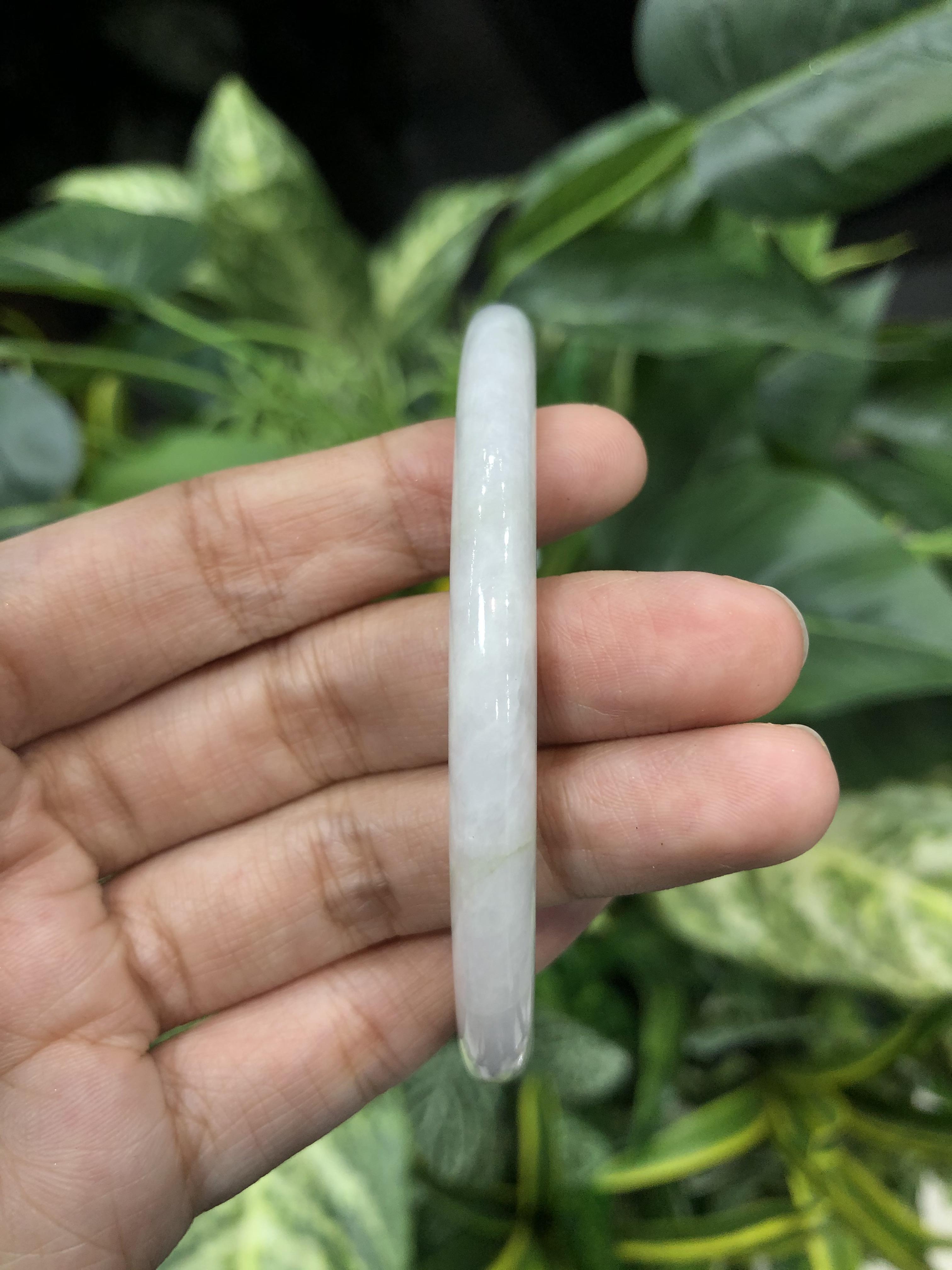 J05C0107 หยก พม่า แท้ Jade กำไลหยก 63 มม. (Jade bracelet) พม่า (Myanmar)