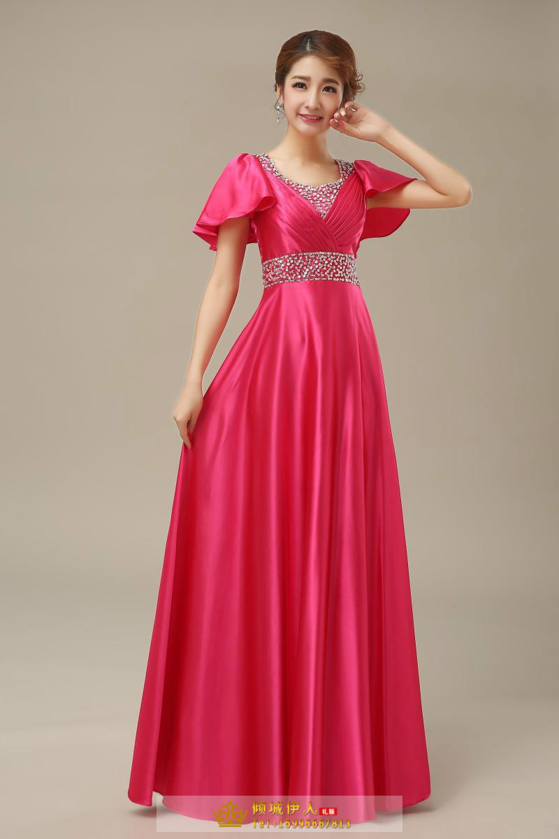 Pre-order ชุดราตรียาว แบบแขนสั้น ผ้าซาตินสวยสง่า อกจับจีบปักเลื่อมช่วงอก-เอว สีทอง (เชือกผูกหลัง)