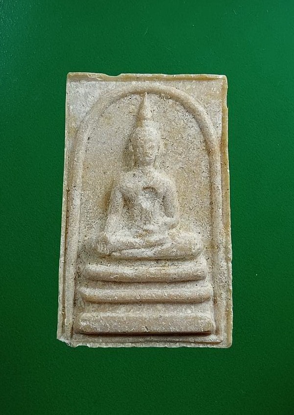 ผ2904 พระสมเด็จประทานพร เนื้อผงน้ำมัน หลวงพ่อแพ วัดพิกุลทอง จ.สิงห์บุรี