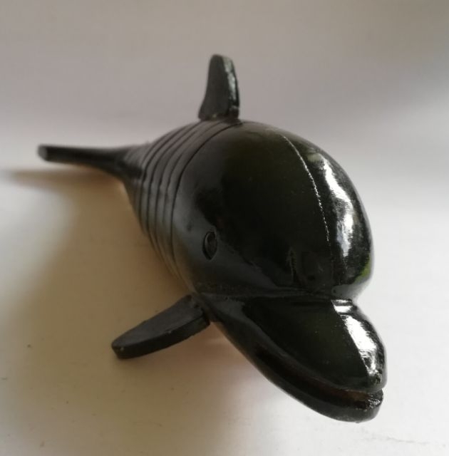 ของเล่นย้อนยุค ปลาโลมาไม้ จับหางเคลื่อนไหวได้ ขนาดตามภาพ