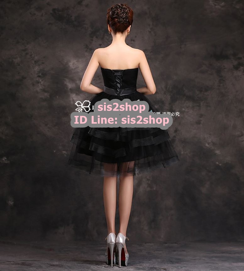 พร้อมเช่า ชุดแฟนซีสั้น เกาะอก กระโปรงระบาย 3 ชั้น แต่งโบว์ช่วงเอว สีดำ (ด้านหลังเป็นเชือกผูก)