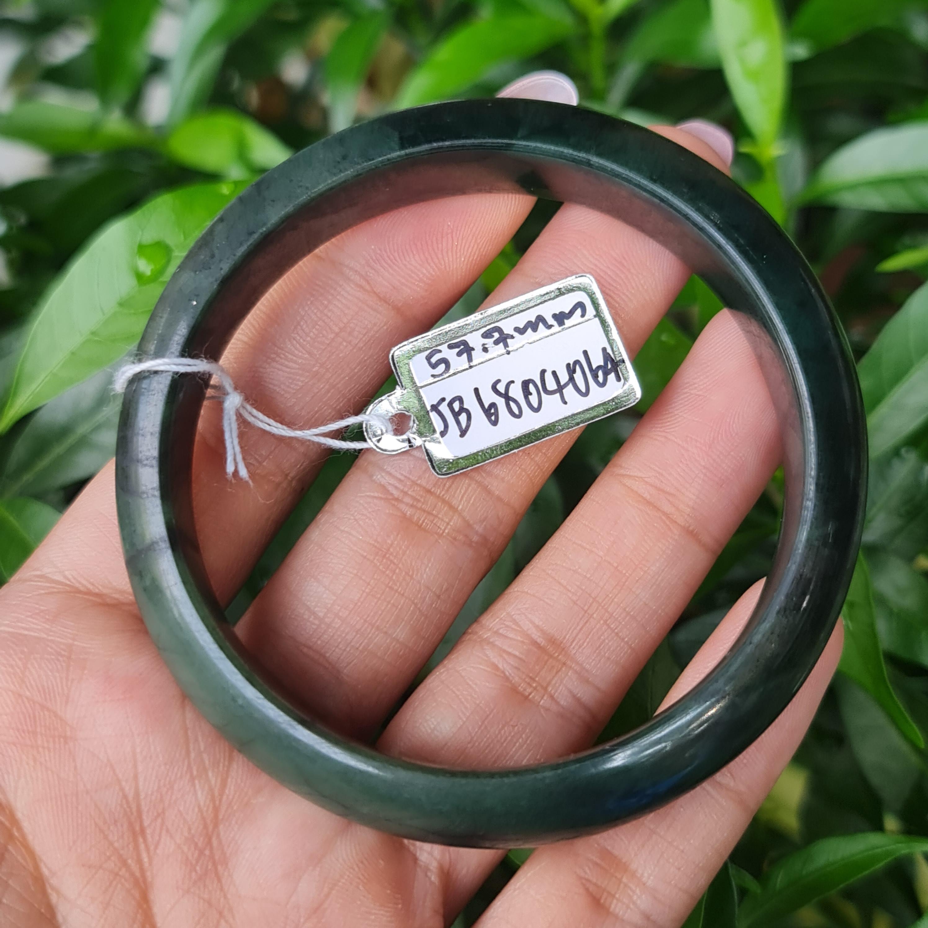 JB6804064 หยก พม่า แท้ Jade กำไลหยก 57.7 มม. (Jadeite bracelet) พม่า (Myanmar)
