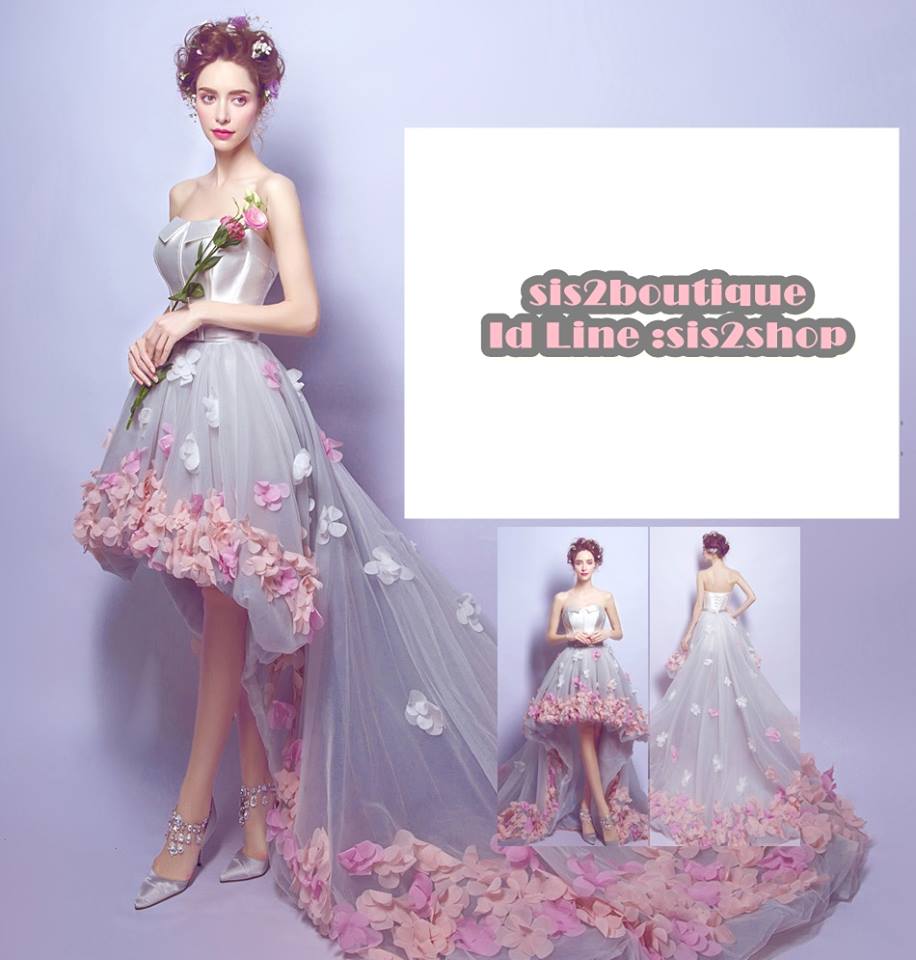 พร้อมเช่า ชุดแฟนซี ชุดราตรีสั้น หน้าสั้นหลังยาว เกาะอก สีเทาเงิน แต่งดอกไม้ทั่วตัว เชือกผูกหลัง