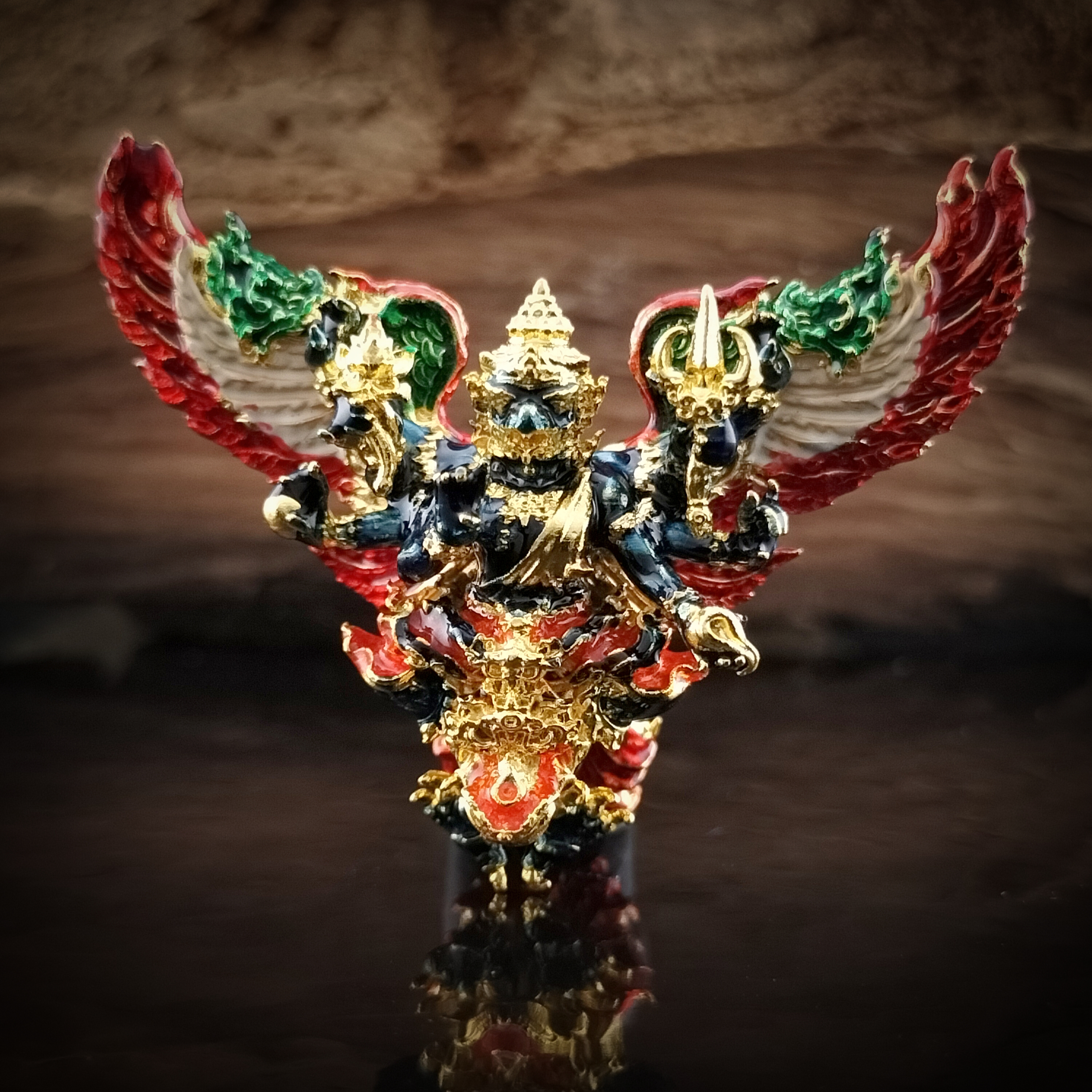 พญาครุฑมังรายศาสตร์ รุ่น เศรษฐีอนันตทรัพย์