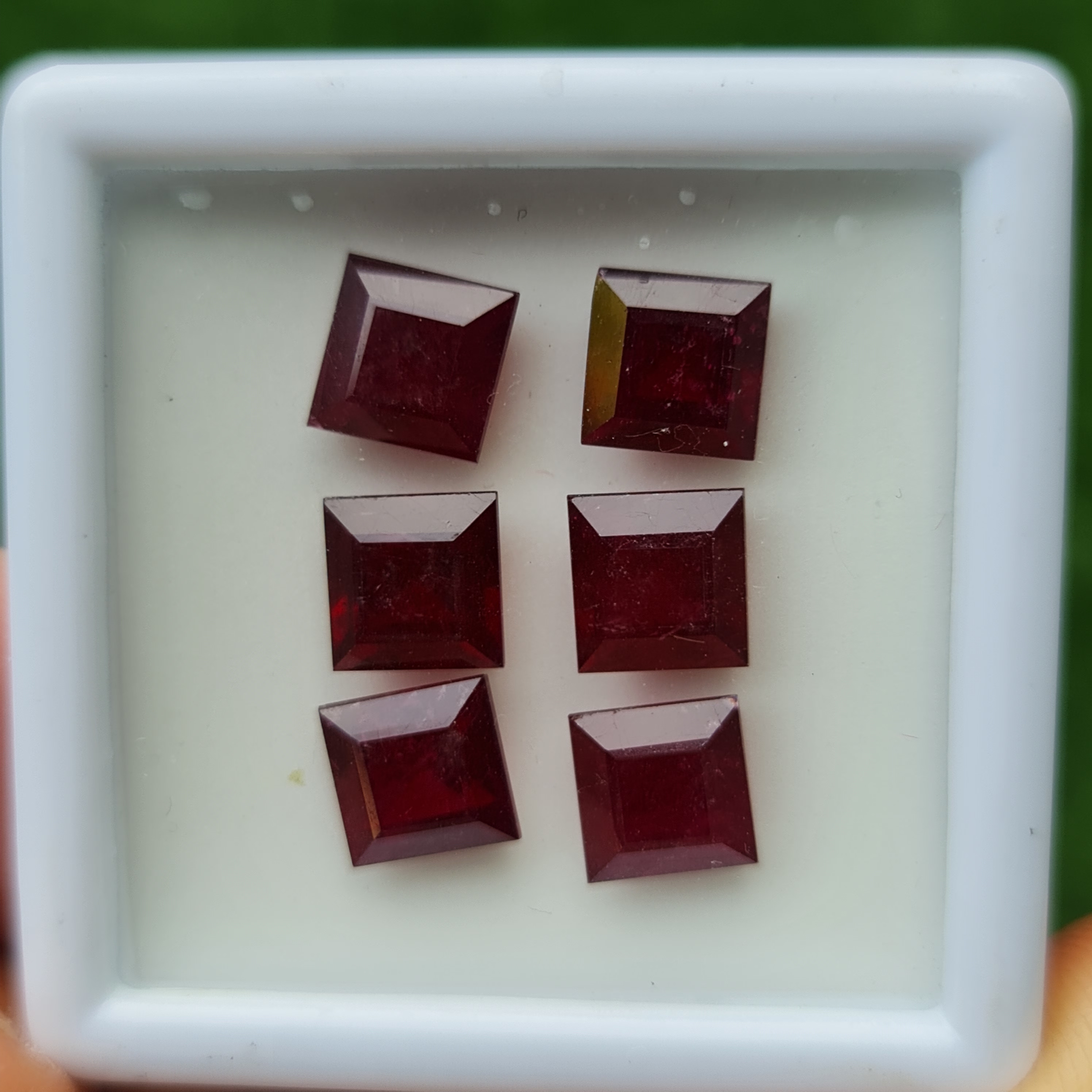 พลอย ทับทิม Ruby sapphire 6 เม็ด 16.30 กะรัต (Cts.) พลอยแท้ อัญมณีมงคลประจําวันเกิด เครื่องประดับพลอย