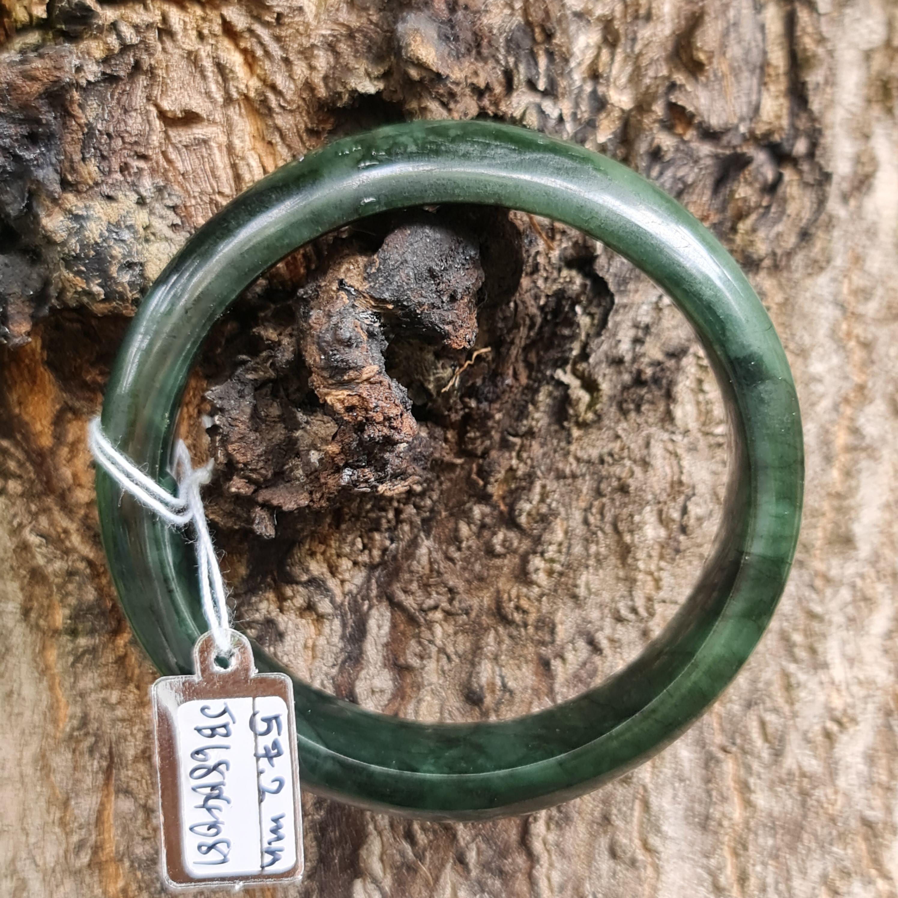 JB6804081 หยก พม่า แท้ Jade กำไลหยก 57.2 มม. (Jadeite bracelet) พม่า (Myanmar)