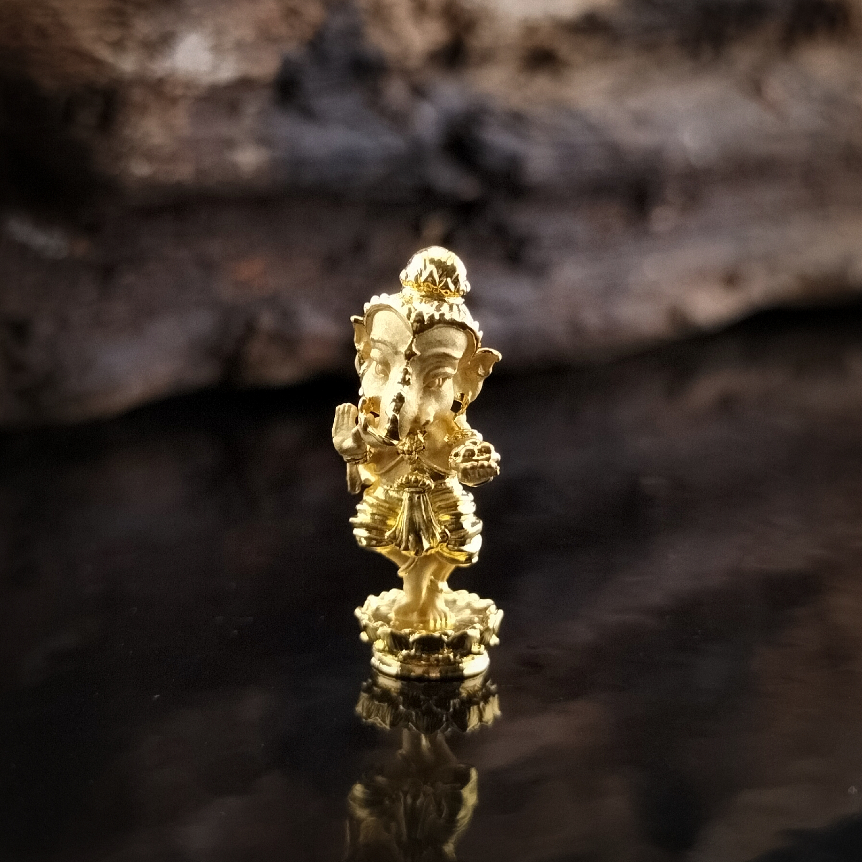 พระพิฆเนศน้อย คเณศนาฏย รหัส 7.2 เนื้อบรอนซ์ชุบทอง