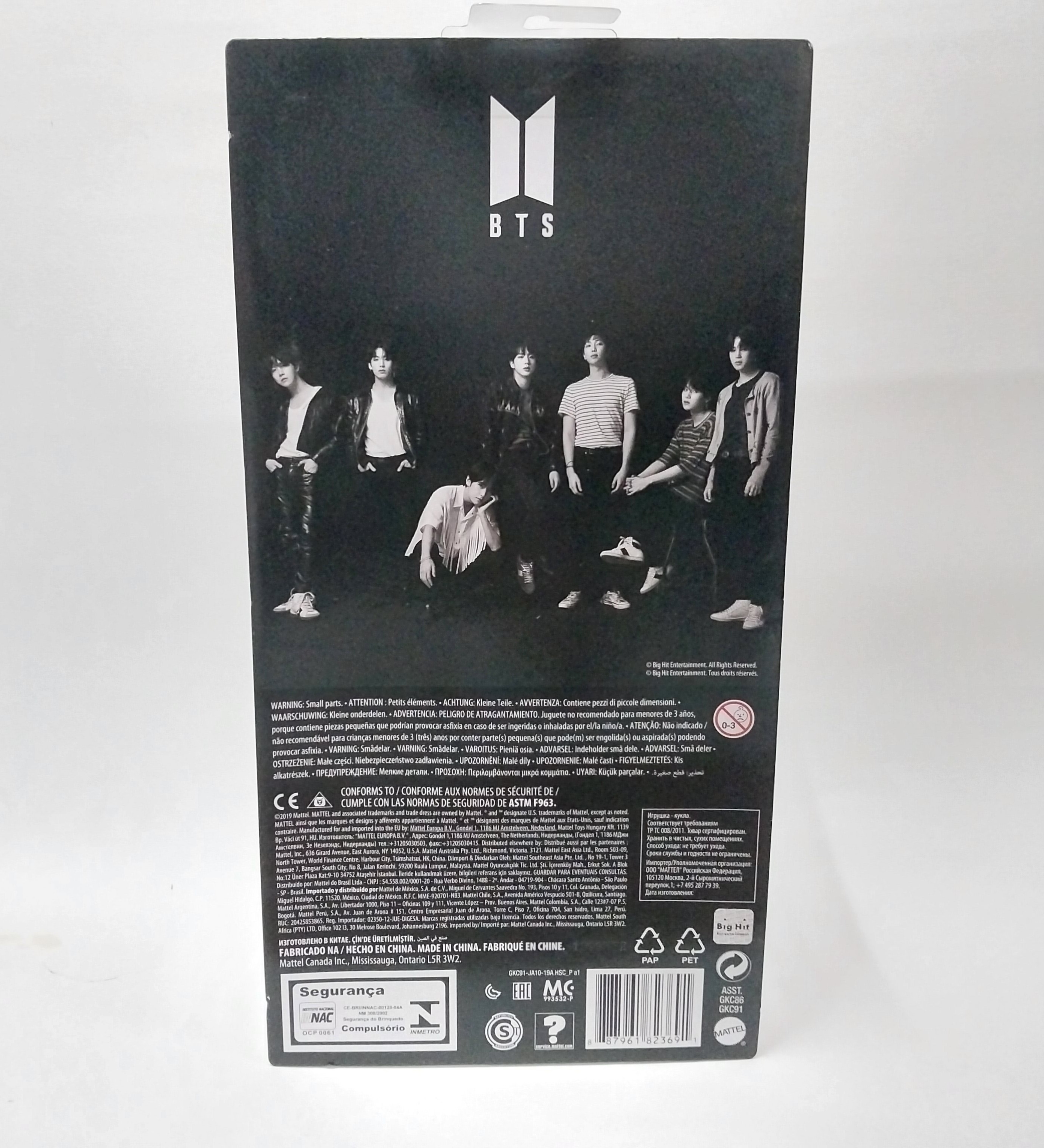 มีหลายภาพ มือ1 กล่องชำรุดบ้าง มีหลายภาพ ตุ๊กตาบอยแบรนด์เกาหลี BTS ของแท้แมทเทล