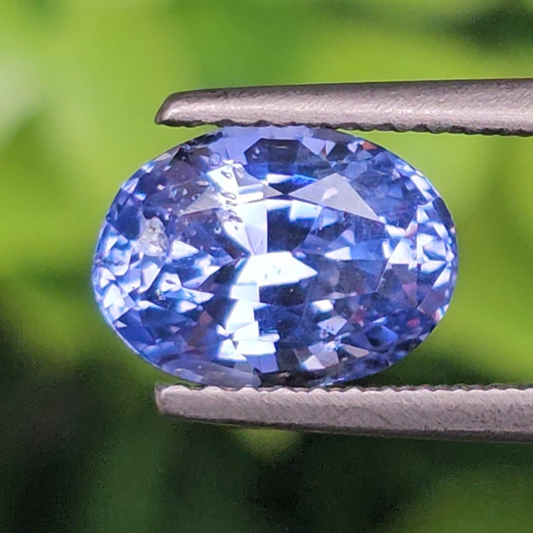 พลอย ไพลิน blue sapphire 2.73 กะรัต (Cts.) ดิบ unheated พร้อมใบเซอร์ พลอยแท้ อัญมณีมงคลประจําวันเกิด เครื่องประดับพลอย