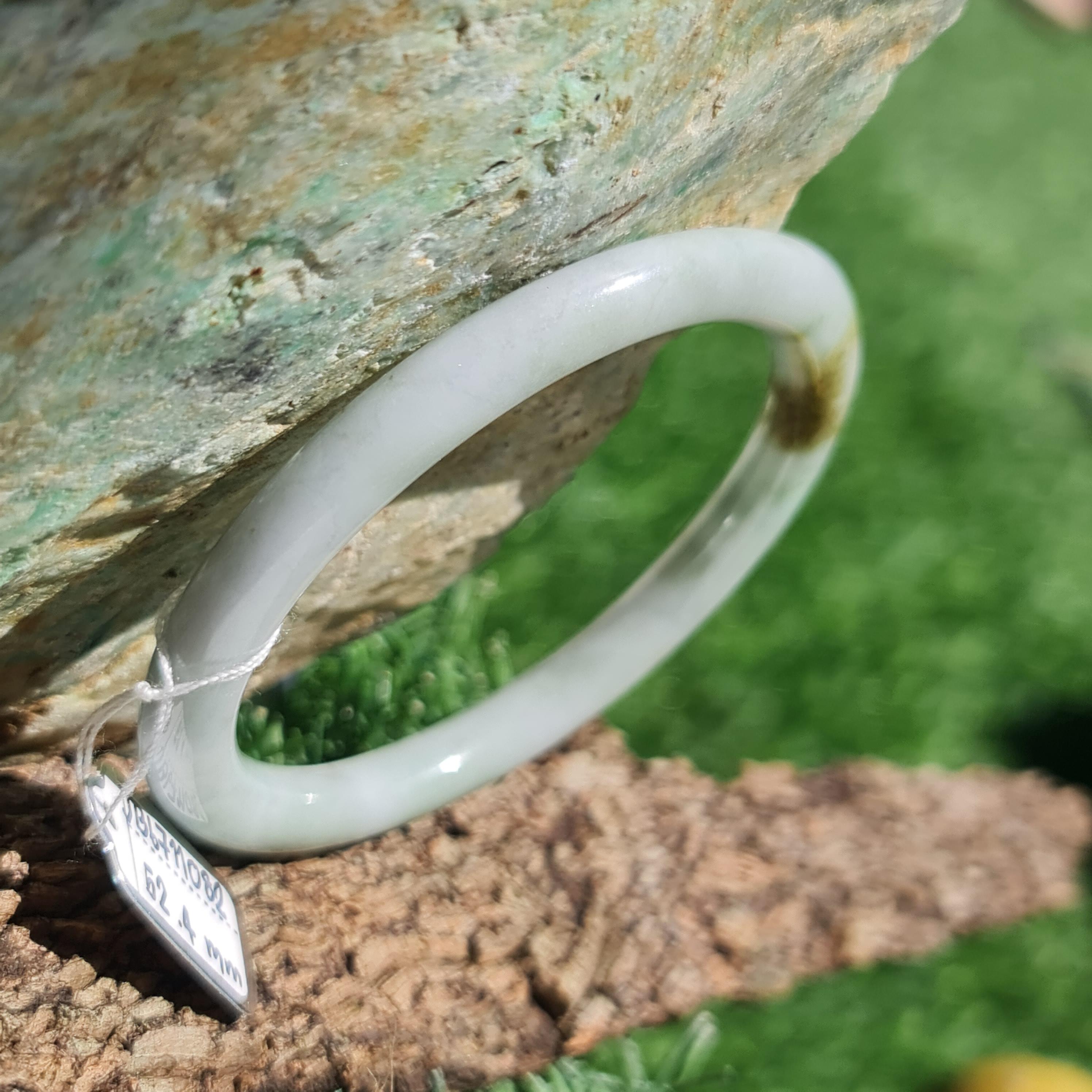 JB6711082 หยก พม่า แท้ Jade กำไลหยก 52.4 มม. (Jadeite bracelet) พม่า (Myanmar)