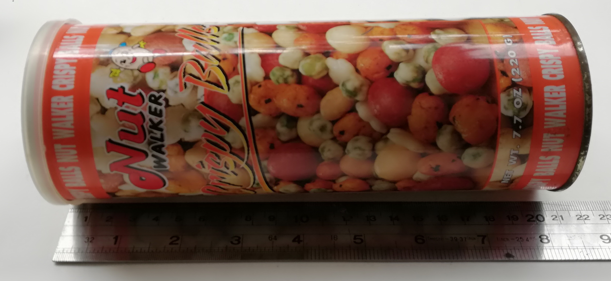 ของสะสม กล่องสังกะสี (กล่องโลหะ) กระป๋องถั่วรวม NUT WALKER,CRISPY BALLS กระป๋องทรงกระบอกสีส้ม ลายถั่ว เส้นผ่าศุนย์กลางประมาณ 3" ความสูงประมาณ 8" พร้อมฝา