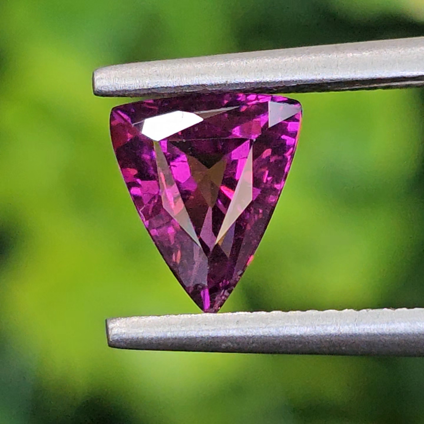 พลอย อุมบาไลต์ การ์เน็ต Umbalite Garnet 1.16 กะรัต (Cts.) ดิบ Unheated ลอยแท้ อัญมณีมงคลประจําวันเกิด เครื่องประดับพลอย