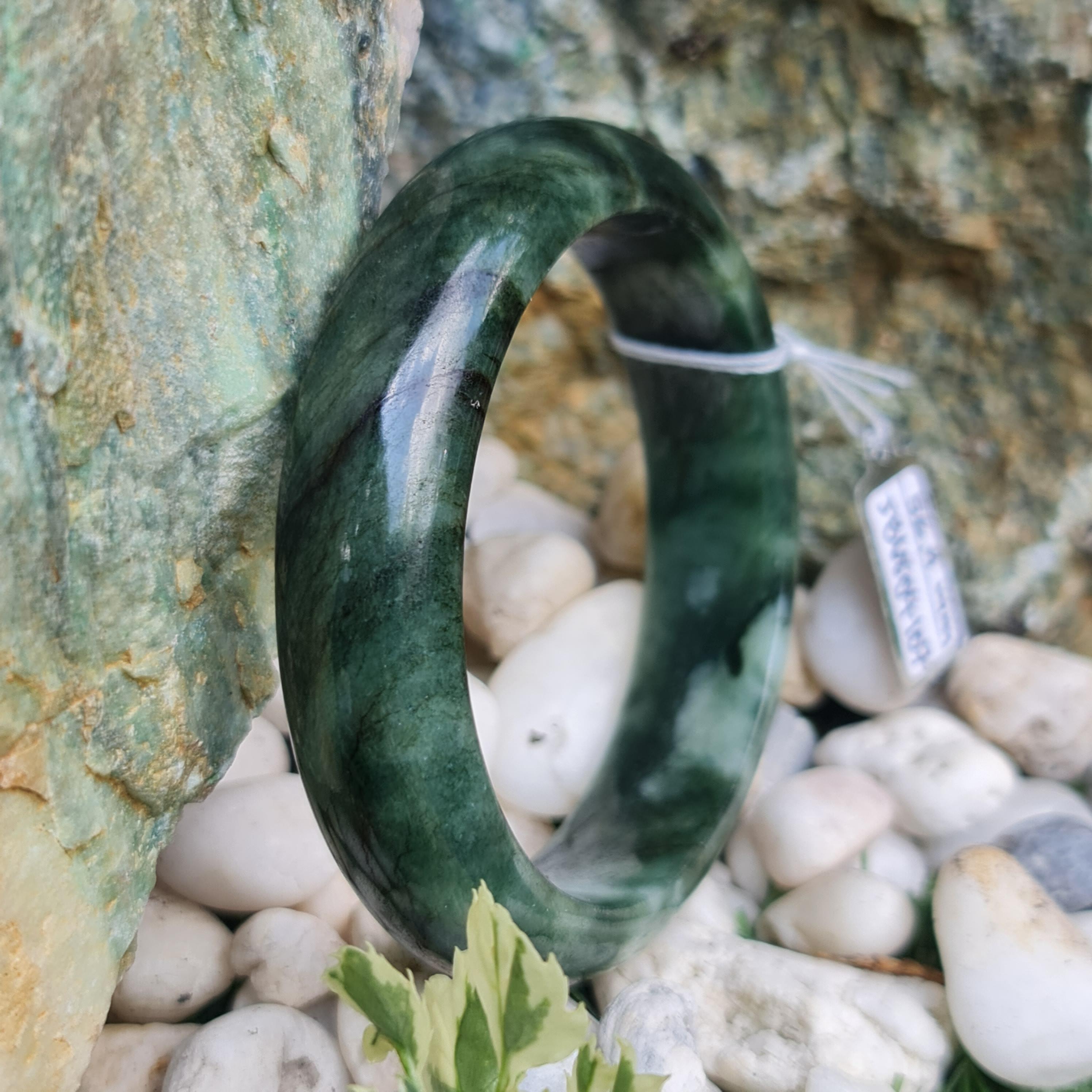 JB6804107 หยก พม่า แท้ Jade กำไลหยก 56.4 มม. (Jadeite bracelet) พม่า (Myanmar)