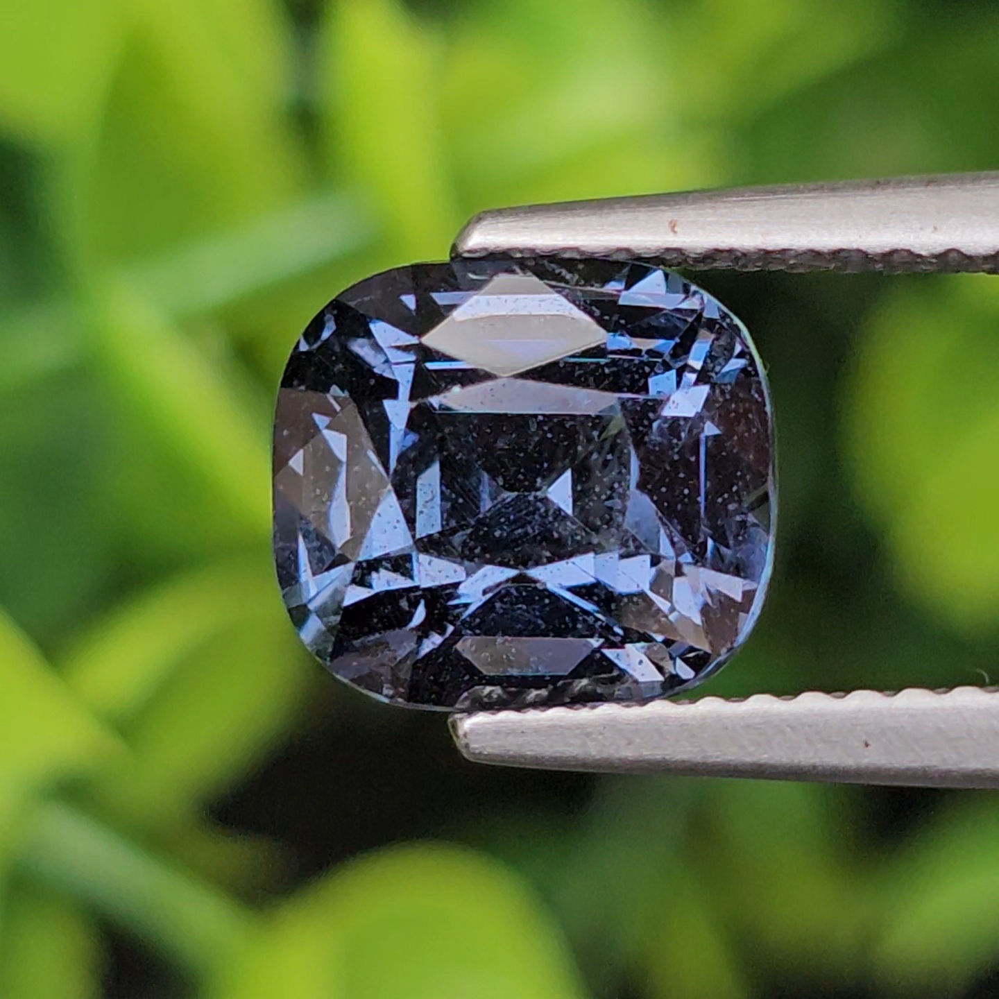 พลอย โคบอลต์ สปิเนล (Cobalt Spinel) 3.28 กะรัต (Cts.) ดิบ Unheated พร้อมใบเซอร์ พลอยแท้ อัญมณีมงคลประจําวันเกิด เครื่องประดับพลอย