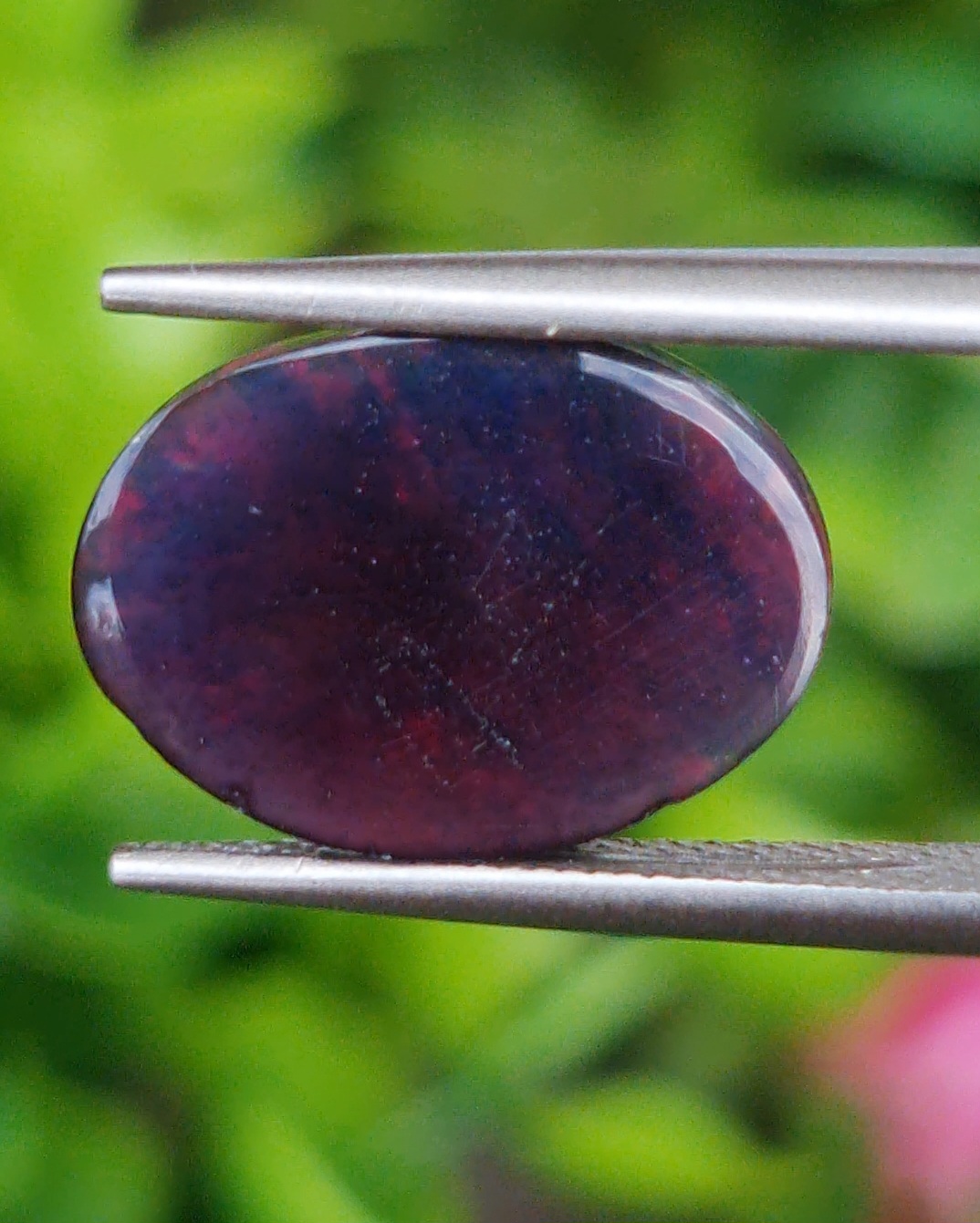 พลอย แบล็ก โอปอล Black Opal 4.23 กะรัต (Cts.) พลอยแท้ อัญมณีมงคลประจําวันเกิด เครื่องประดับพลอย