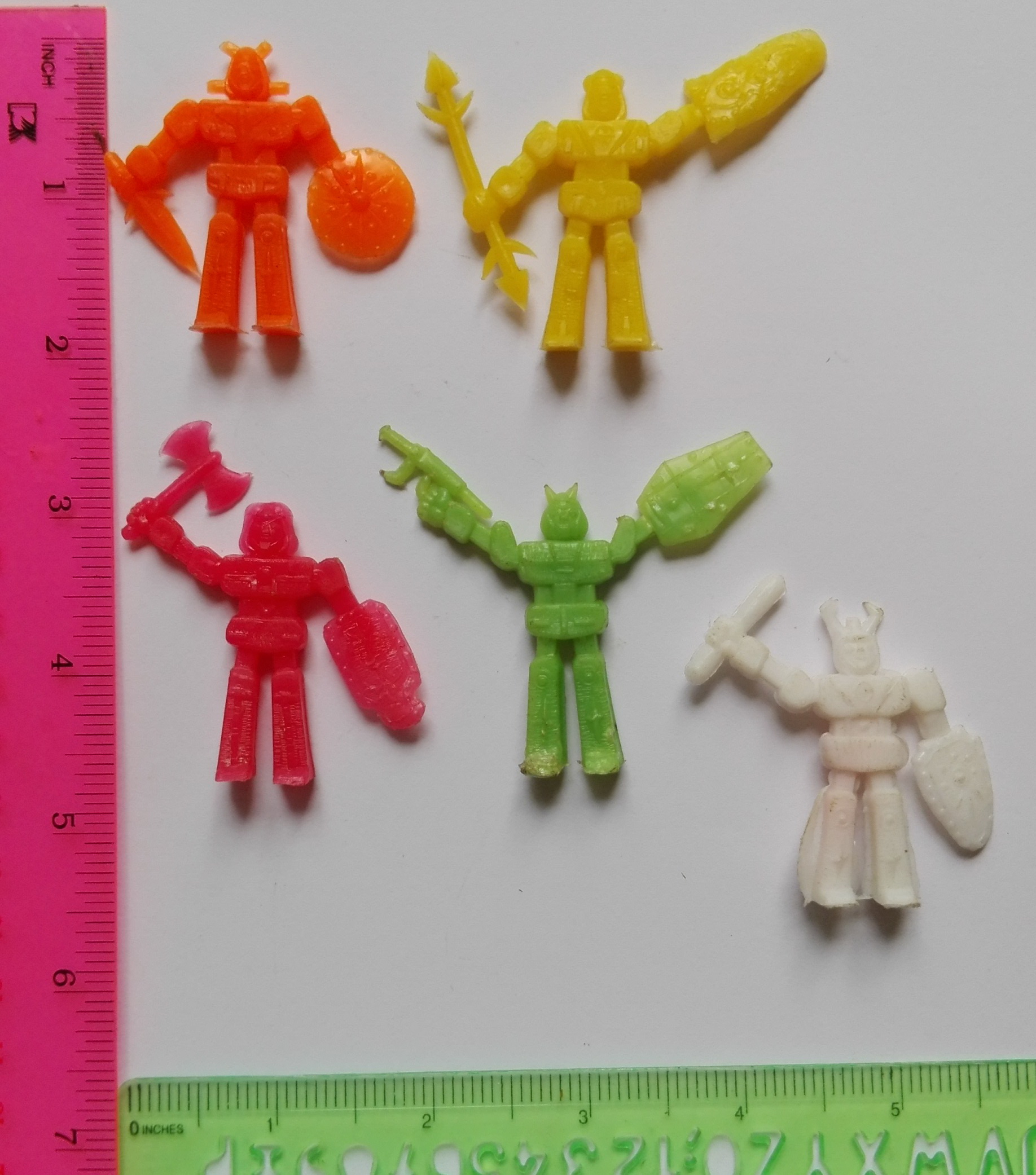 ตุ๊กตุ่น แอ๊นท์ 2" Ants ตุ๊กตุ่นพลาสติกตัวแข็งกึ่งอ่อน หลากสี จำนวน5ตัว 'หุ่นซุปเปอร์โรบอต Super Robot'