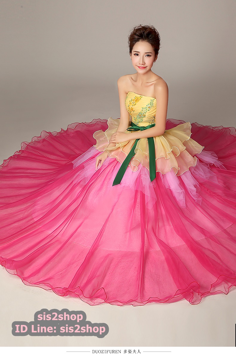 พร้อมเช่า ชุดแฟนซี ชุดราตรียาว แบบเกาะอก กรโปรงผ้าแก้ว สีเหลือง+ชมพู อกแต่งลูกปัดหรู โบว์คาดเอวสีเขียว