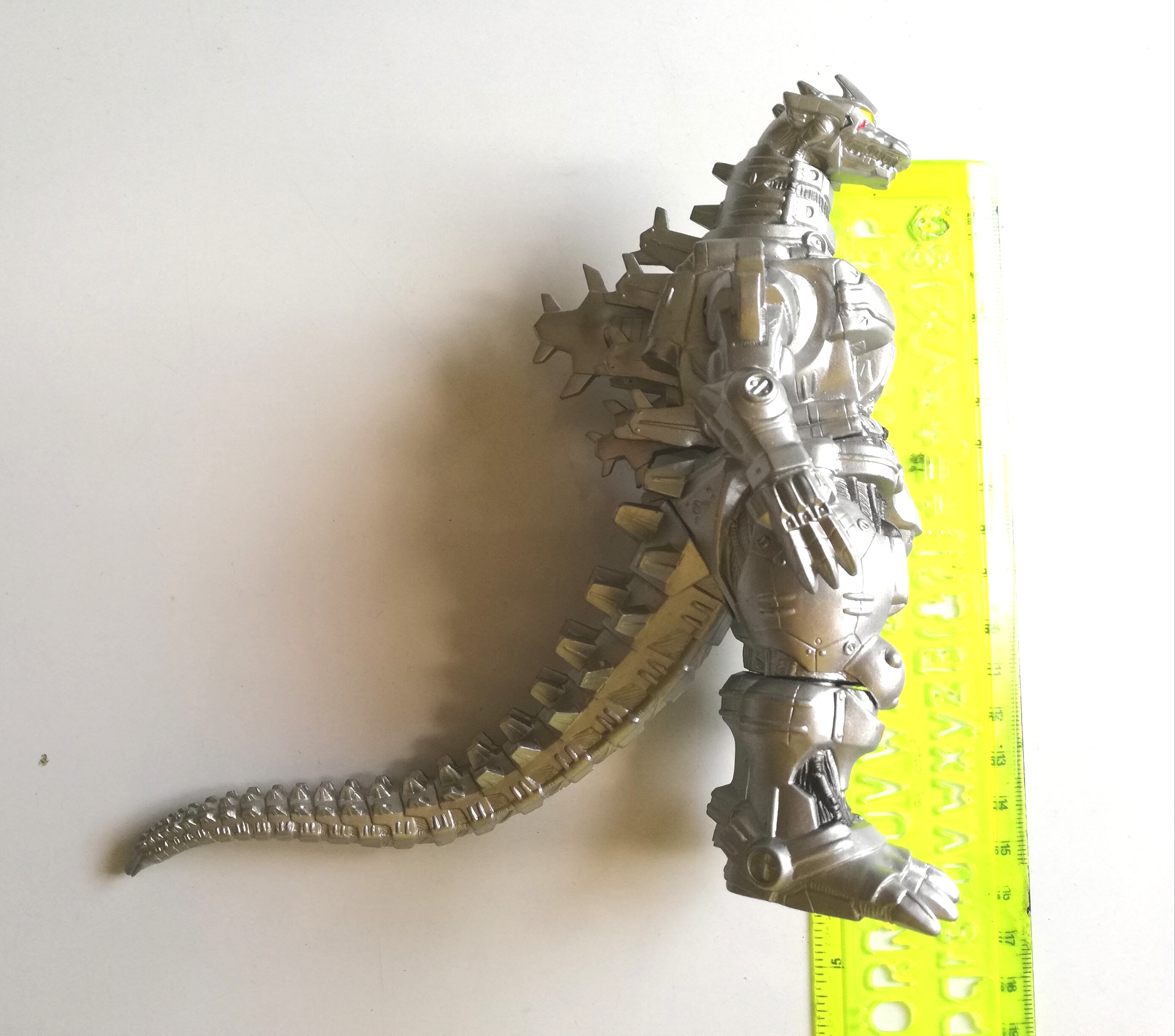 ซอฟ6นิ้ว เมก้าก๊อตซิลล่า2003 ตัวสีเงิน ซอฟไวนิล หาง-แขน-ขา หมุนได้ ขนาด 6",Model Soft Vinyl Mega Godzilla with movable hands, legs and tail, movie monster