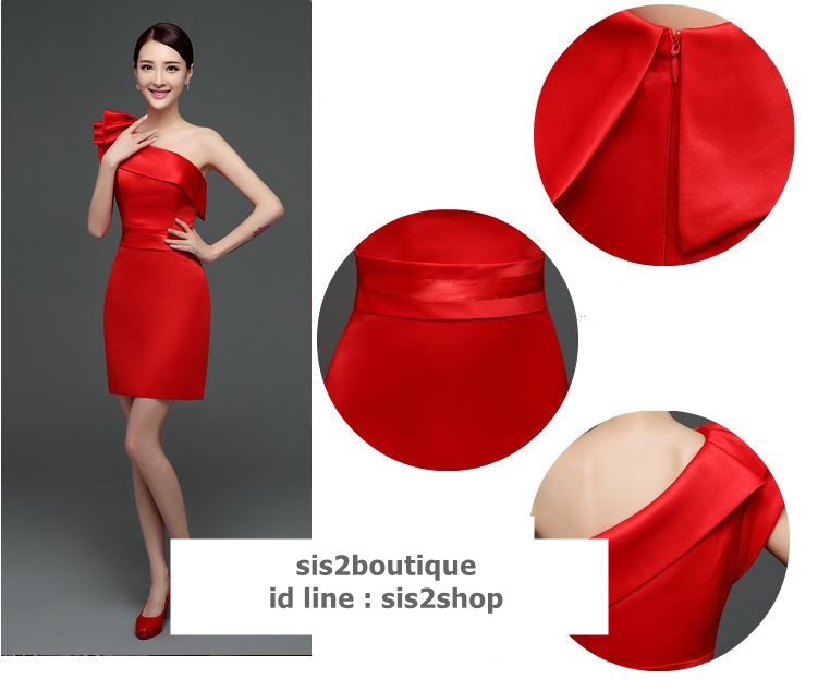 พร้อมส่ง ชุดราตรีสั้น ไหล่เดียว แต่งจีบระบายไหล่ขวา ผ้าซาตินเงา เรียบหรู ซิปข้าง สีแดง