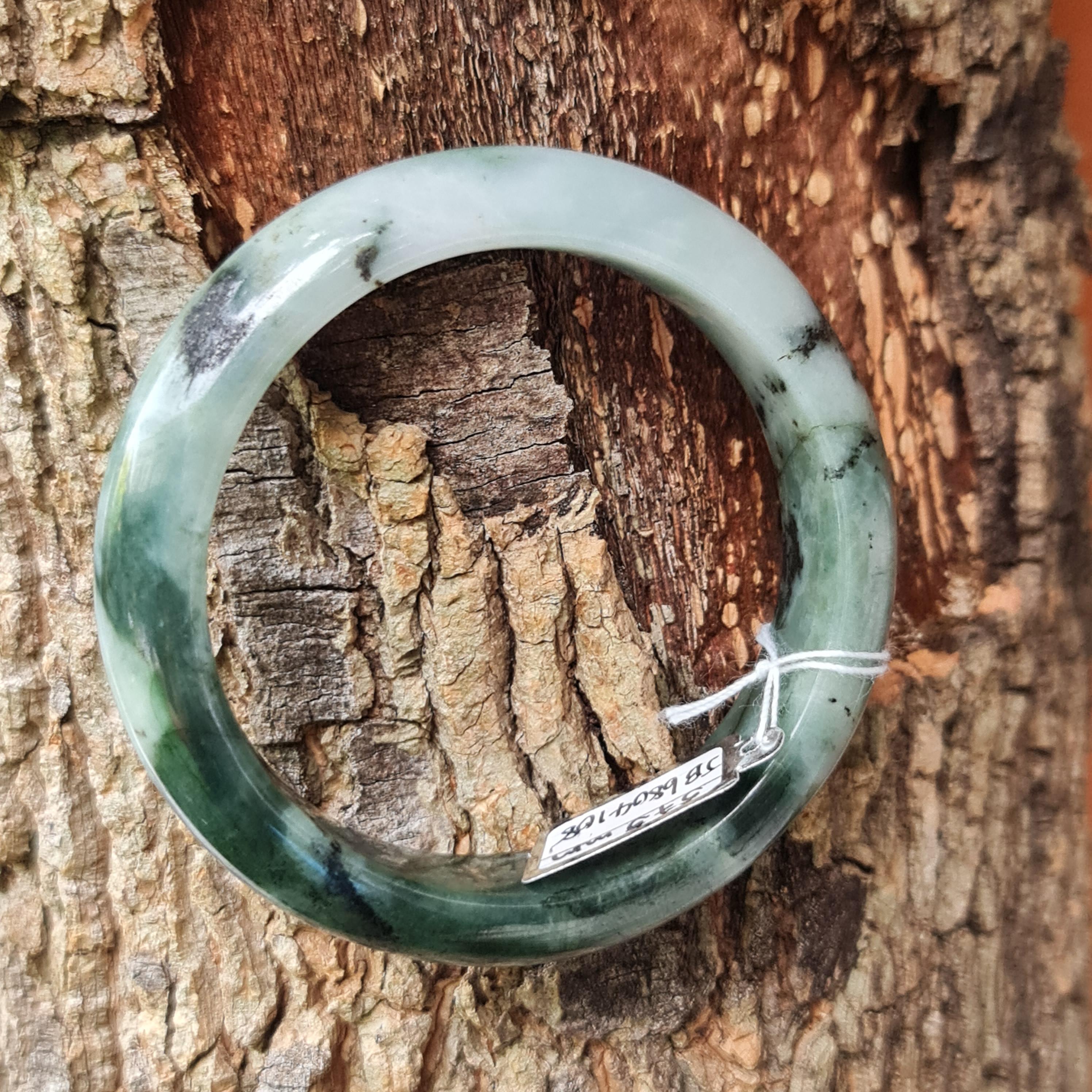 JB6804108 หยก พม่า แท้ Jade กำไลหยก 57.5 มม. (Jadeite bracelet) พม่า (Myanmar)