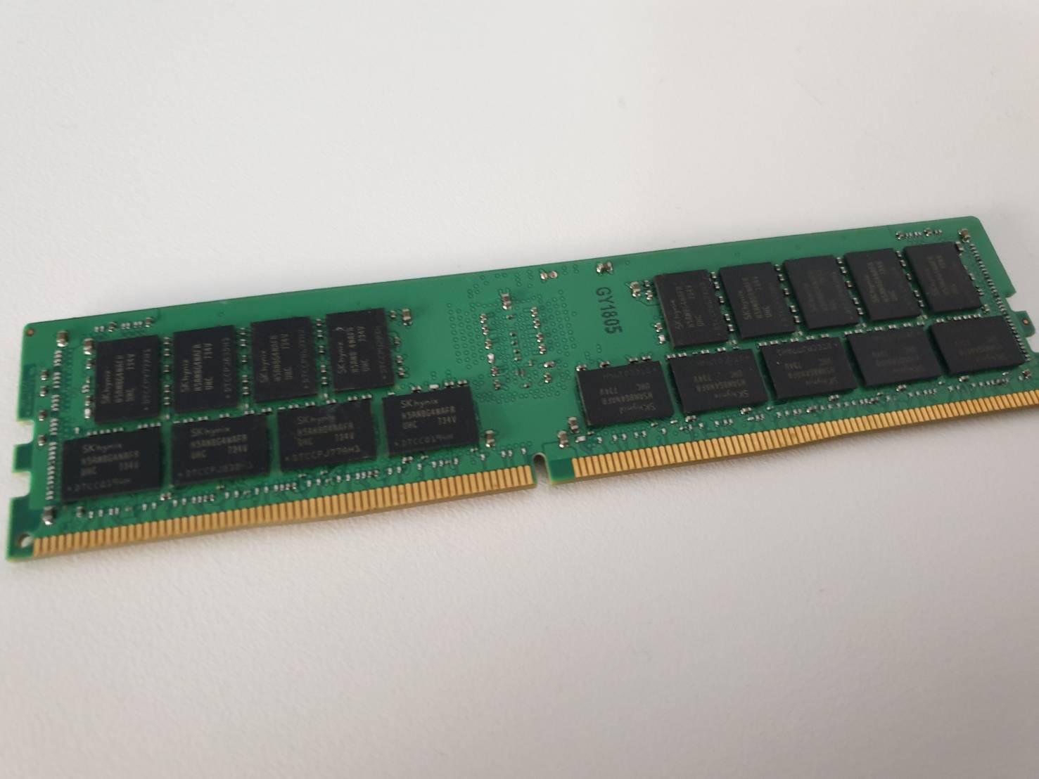 SKhynix 32 GB 2rx4 PC4-2400T-R82-11