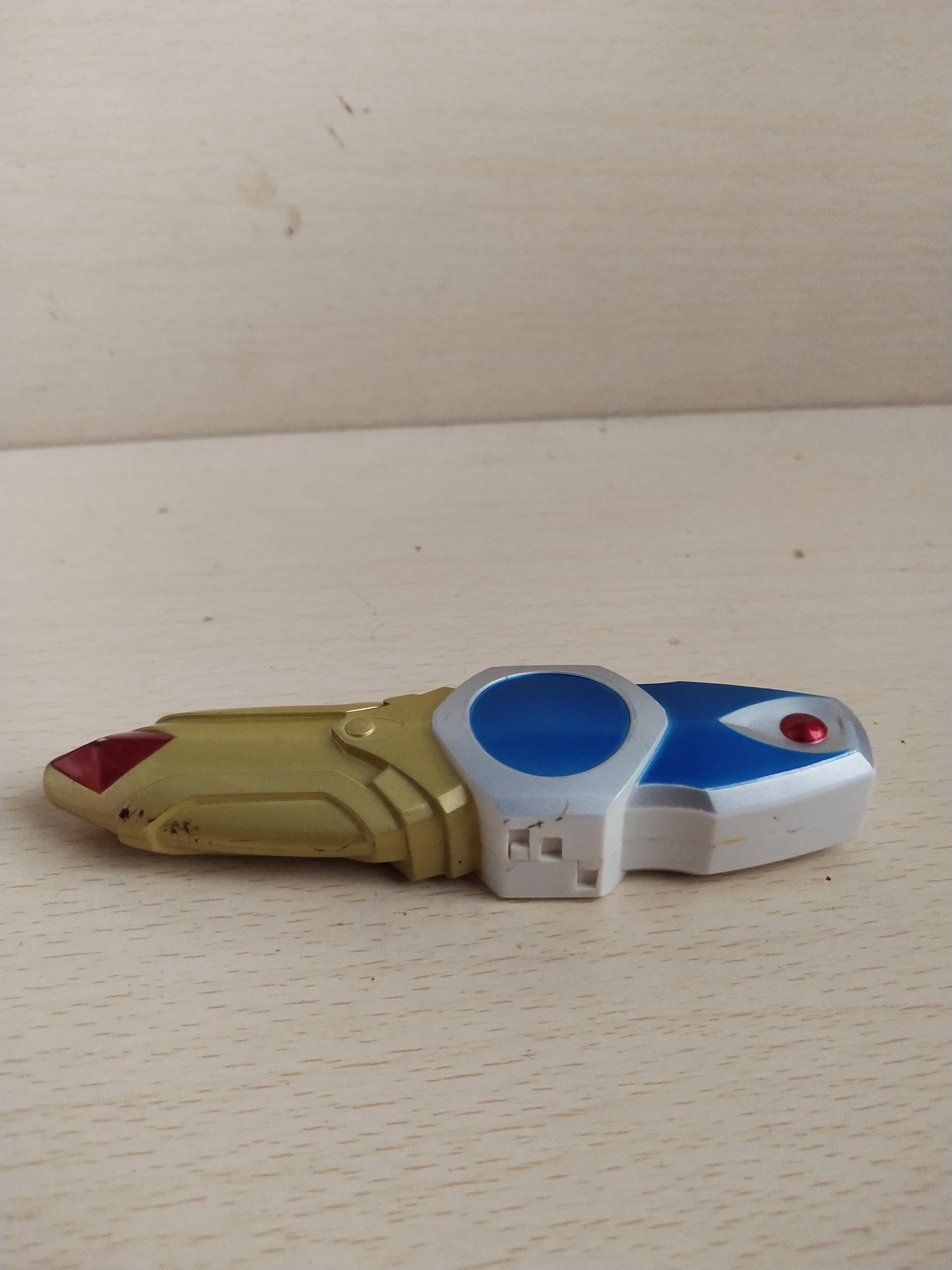 มีหลายภาพ ของมีตามภาพ **ไม่มีระบบไฟ อุปกรณ์แปลงร่าง ของอุลตร้าแมนฮิคาริ จากซีรีย์อุลตร้าแมน เมบิอุส *** มี ไม่มีวงจรไฟฟ้า แสง/เสียง