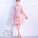 ชุดราตรีสั้นแขนสี่ส่วนสีชมพู แต่งดอกไม้สวยหวาน เชือกผูกหลัง