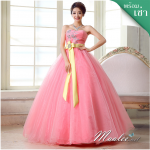 พร้อมเช่า ชุดแฟนซี ชุดราตรียาว สีโอรส เกาะอก ผูกโบว์คาดเอว กระโปรงพองสวย เชือกผูกหลัง