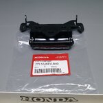 หูยึดเบาะ(บานพับ) เวฟ100,110(ปี2001-04)ตัวแรก-2ตา