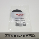 ซีลข้างข้อเหวี่ยงด้านซ้าย PCX125-150C-G/คลิก125ไอ