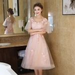 Pre-order ชุดราตรียาว แขนสั้น คอวี แต่งดอกไม้สามมิติ เชือกผูกหลัง