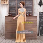 พร้อมส่ง ชุดราตรียาว คล้องคอ สีทอง ปักเลื่อมเน้นช่วงเอว และปกคอจีน