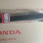 แผ่นครอบข้างถังน้ำมันเชือเพลิงด้านซ้าย ดรีม100(คุรุ)