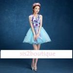 Pro-order ชุดแฟนซีสั้น Pro-order ชุดราตรี ชุดแฟนซียาว แบบแขนกุด กระโปรงผ้าแก้ว ช่วงบนเป็นผ้าตาข่าย แซมด้วยดอกและผูกโบว์ช่วงเอว เชือกผูกหลัง