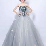 Pre-order ชุดแฟนซี ชุดราตรียาว เกาะอก สีน้ำเงิน แต่งดอกช่วงอกและเอว กระโปรงพองสวย สไตล์เจ้าหญิง