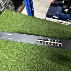 Switch TP-Link TL-SF1016 16-Port 10/100Mbps