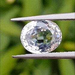 พลอย ขาว ไวท์ แซฟไฟร์ White Sapphire 2.30 Cts. พร้อมใบเซอร์ พลอยแท้ อัญมณีมงคลประจําวันเกิด เครื่องประดับพลอย