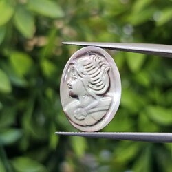 เปลือกหอยมุก แกะสลัก Pearl Shell Carved 2.70 กะรัต (Cts.)