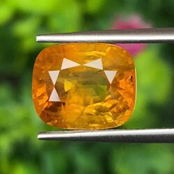 พลอย บุษราคัม Yellow Sapphire 6.31 กะรัต (Cts.) พลอยแท้ อัญมณีมงคลประจําวันเกิด เครื่องประดับพลอย