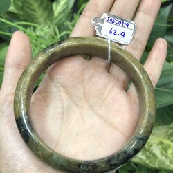 J05C0119 หยก พม่า แท้ Jade กำไลหยก 62.9 มม (Jade bracelet) พม่า (Myanmar)