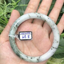 ๋J05C0093 หยก พม่า แท้ Jade กำไลหยก 62.8 มม (Jade bracelet) พม่า (Myanmar)