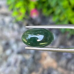 หยกพม่าเจียรนัย (Burmese jade ) 3.32 กะรัต หยกแท้ อัญมณีมงคลประจําวันเกิด เครื่องประดับหยก