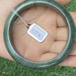 1108 หยก พม่า แท้ Jade กำไลหยก (Jadeite bracelet) พม่า (Myanmar)